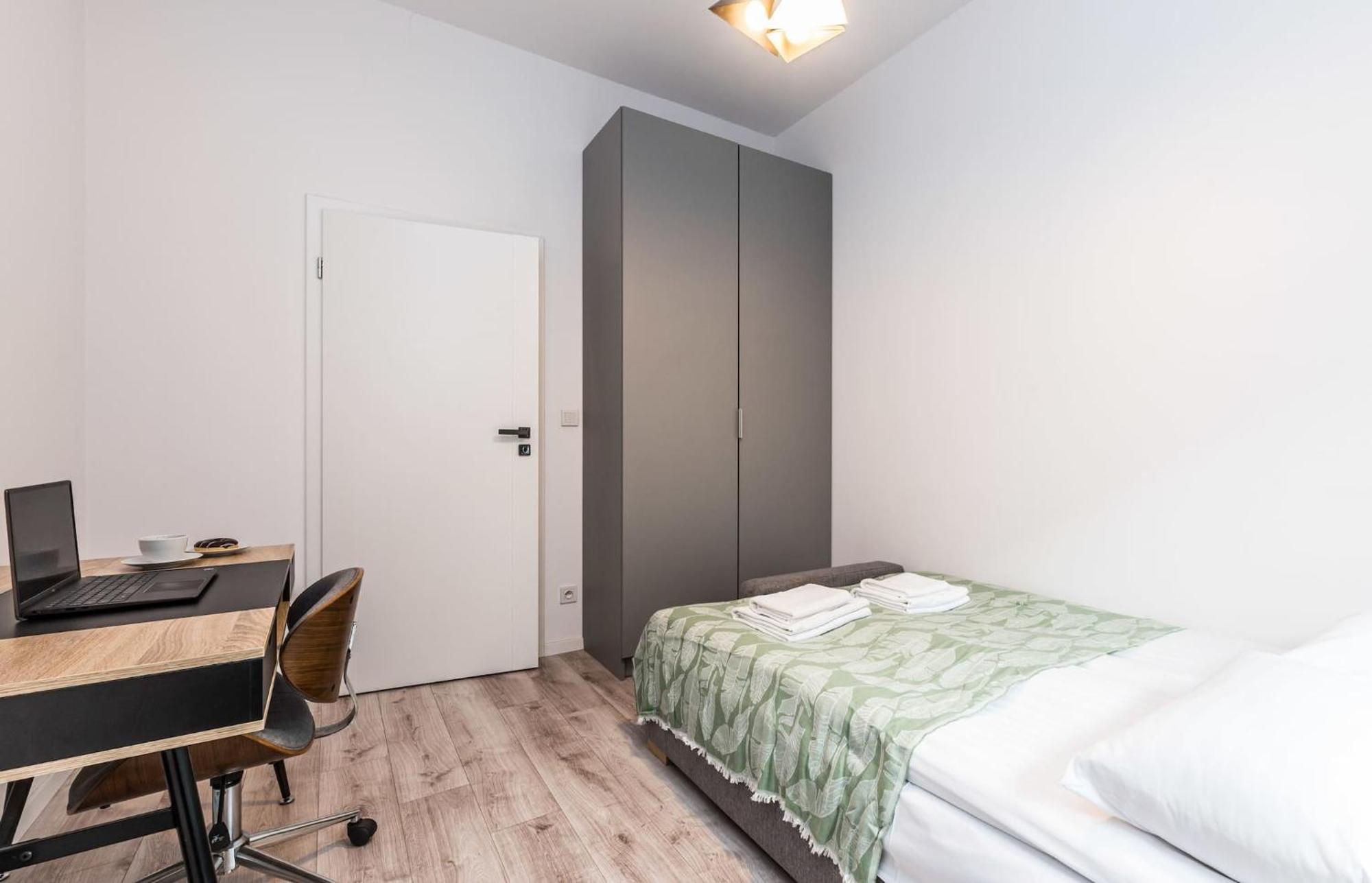 Rent Like Home - Walonska 15 Wrocław Buitenkant foto